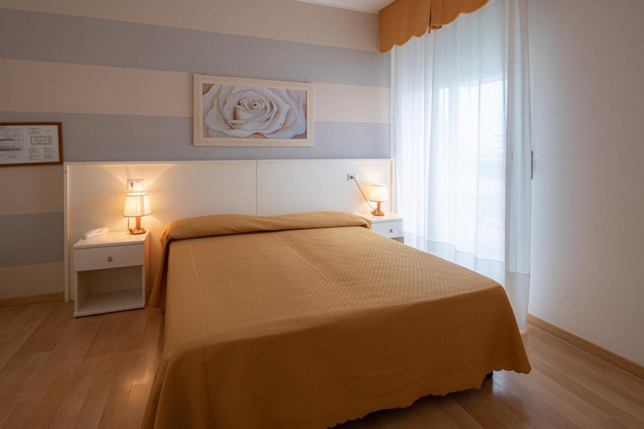 Hotel Parigi 3*